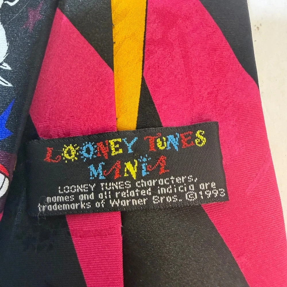 Vintage 1993 Looney Tunes Mania Character Print Necktie Bugs Bunny Taz 90s Tie